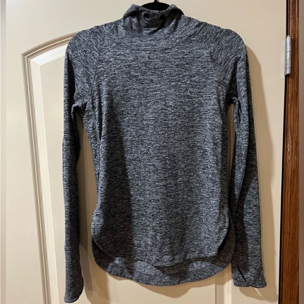ATHLETA Hooded Pullover Long Sleeved Knit Shirt
Gray Women's Size XXS